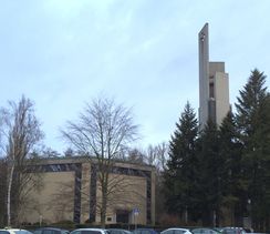 Kirche Allerheiligen in Dörnigheim Eichendorffstr. 14